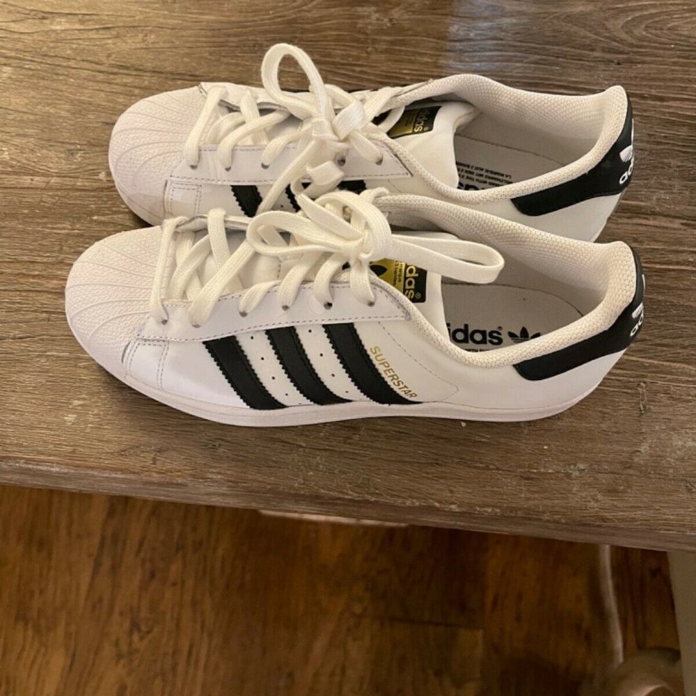 Adidas tennis shoes